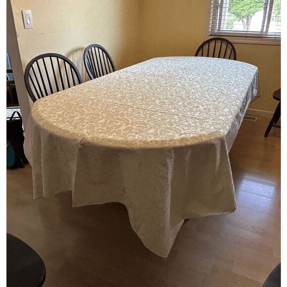 Classic Cream Colored Large Tablecloth, 116" x 61" Scroll Pattern, Entertaining - Picture 6 of 7